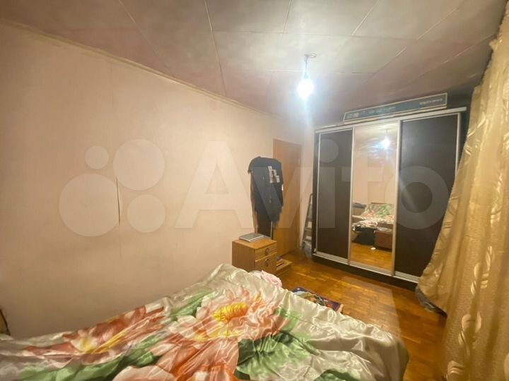 3-к. квартира, 48 м², 1/5 эт.