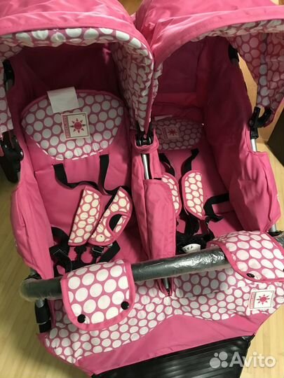 Прогулочная коляска для двойни близнецов погодок