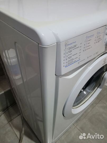 Стиральная машина indesit 5кг