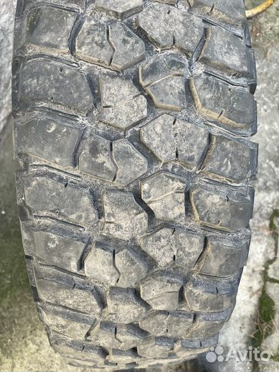Bfgoodrich Mud-Terrain T/A KM2 255/75 R17 20B