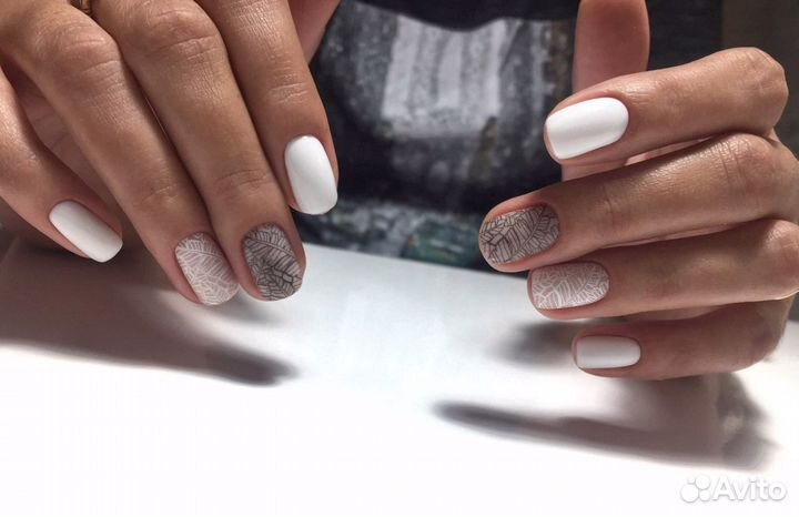 Маникюр,педикюр