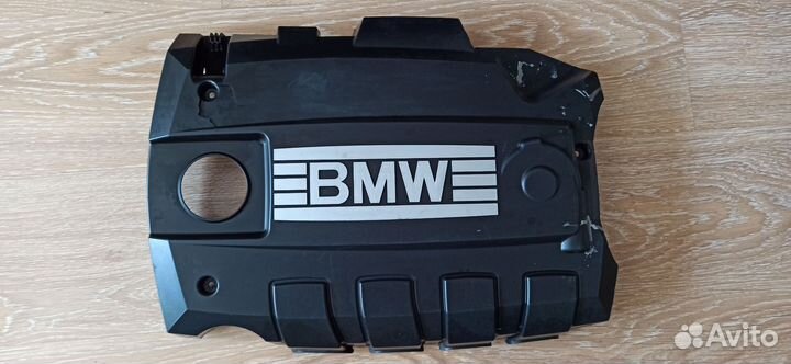 Декоративная крышка BMW n43
