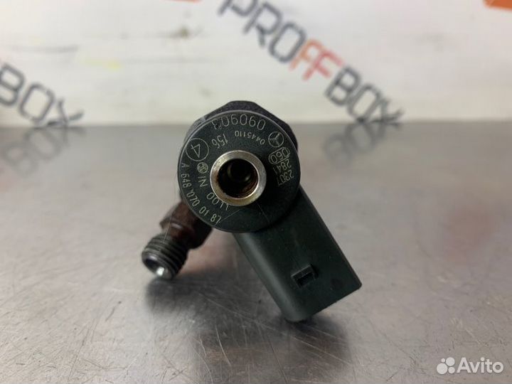 Форсунка Mercedes C-Class W203 OM646 2.2 CDI 2003