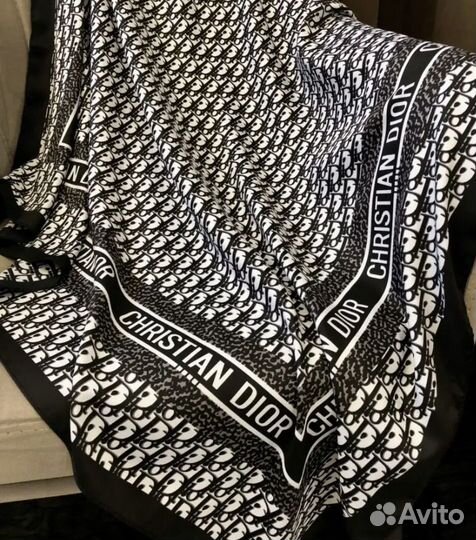 Платок christian dior