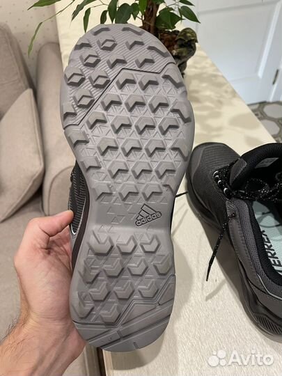 Кроссовки adidas terrex