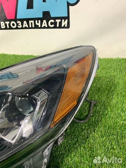 Фара левая Ford Escape 4 CX482 2021