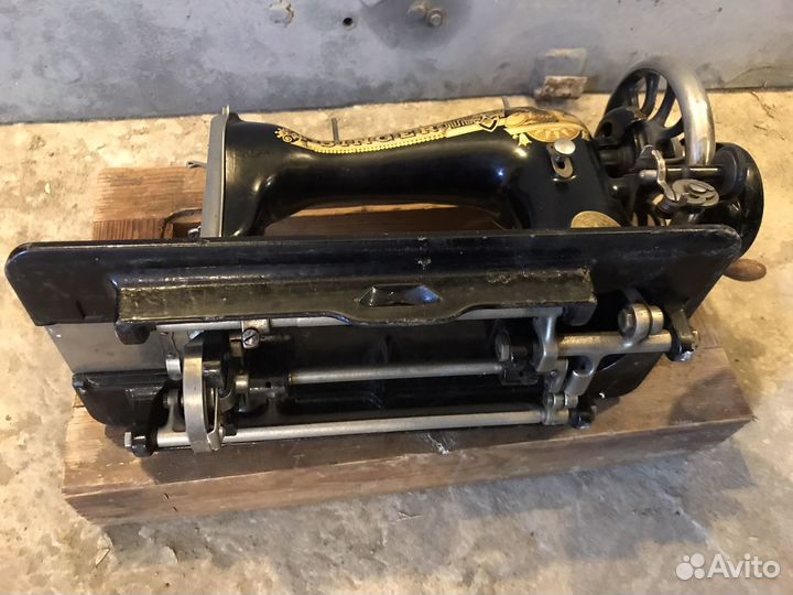 Швейная машинка зингер антикварная
