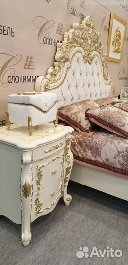 Спальный гарнитур