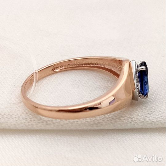 Золотое кольцо с сапфиром и бриллиантами RoseGrace
