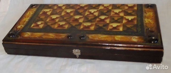 Декоративные резные шахматы ручной работы