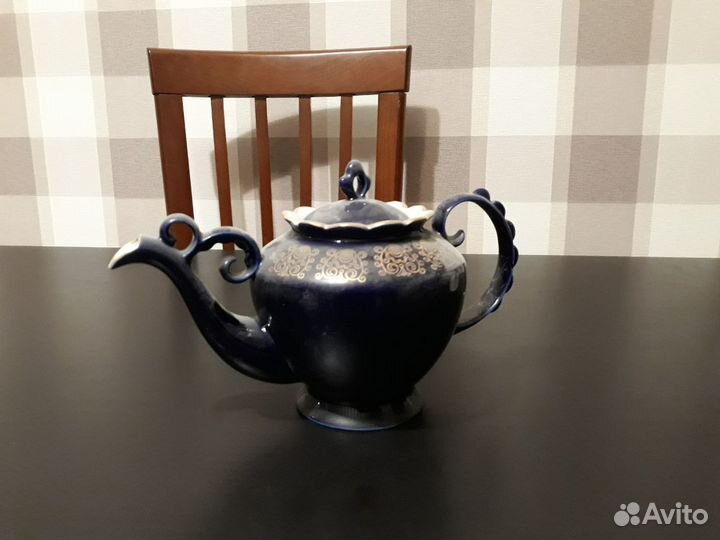 Чайник ручной работы кобальт с росписью золотом