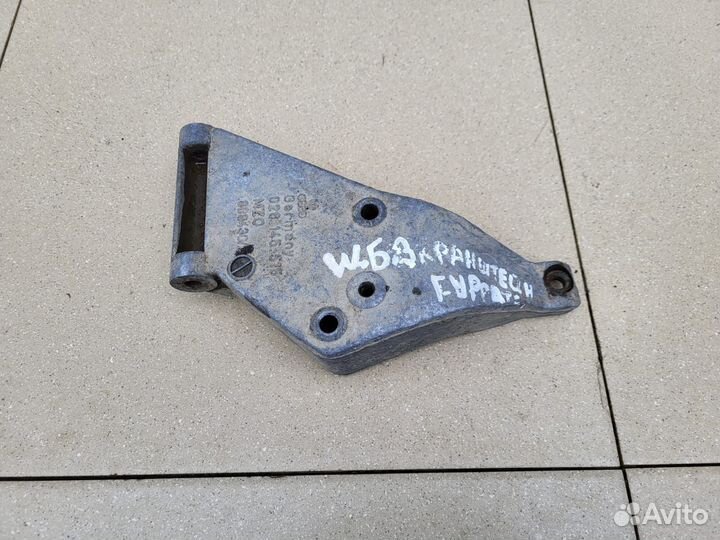 Кронштейн гур Volkswagen Passat B3