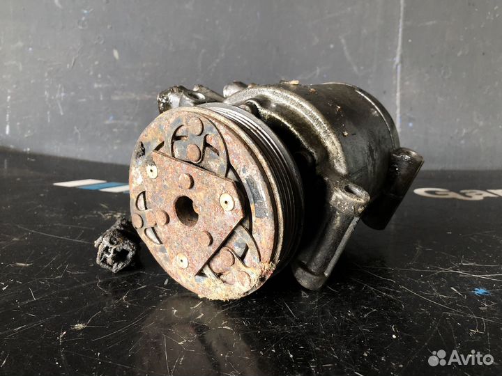 Компрессор кондиционера BMW E34/E36 2.5