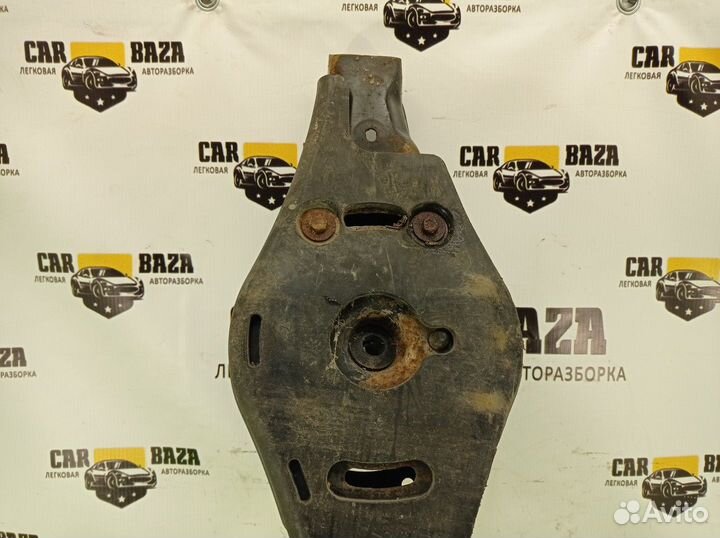 Рычаг подвески задний нижний