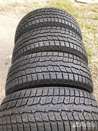 Toyo Observe Garit G6 225/60 R17