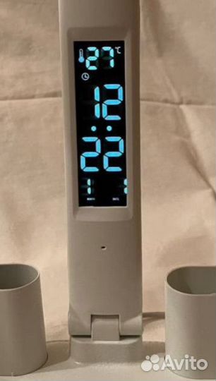 Лампа настольная. Школьная лампа для стола