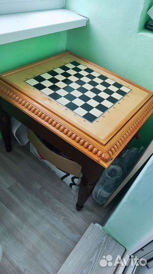 Журнальный стол