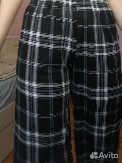 Широкие штаны в клетку y2k