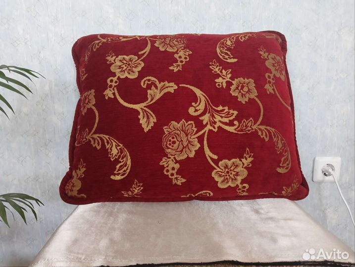 Диванные подушки