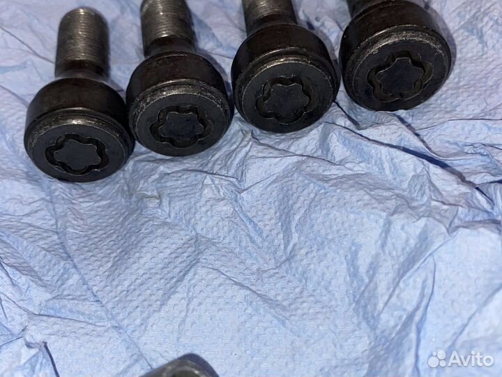 Секретки на колеса BMW оригинал