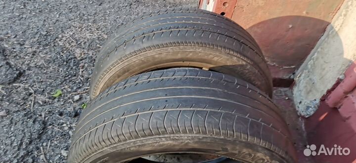 Yokohama dB Decibel E70 215/60 R16