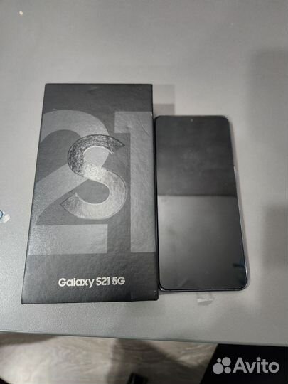Samsung Galaxy S21 5G, 8/256 ГБ