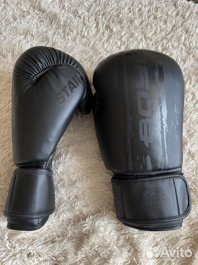 Боксерские перчатки
