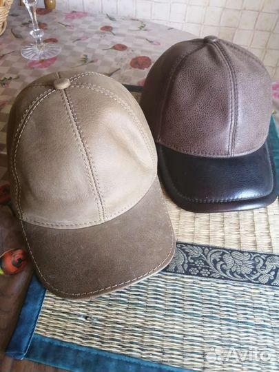 Кепки,натур,1на меху, 2 без