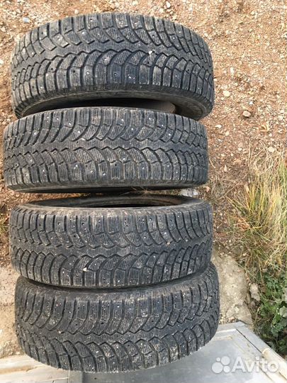 Bridgestone Blizzak Spike-01 195/65 R15