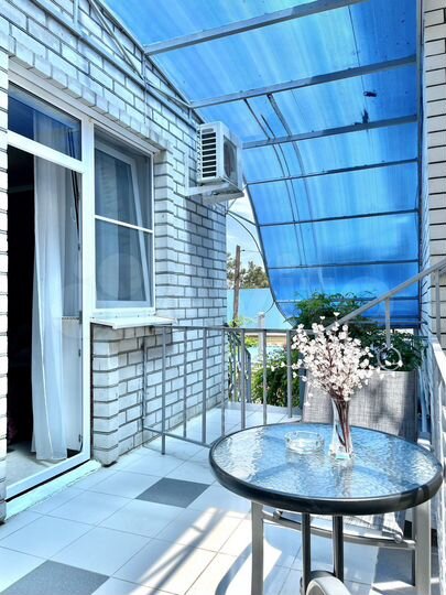 Комната 25 м², 1/3 эт.