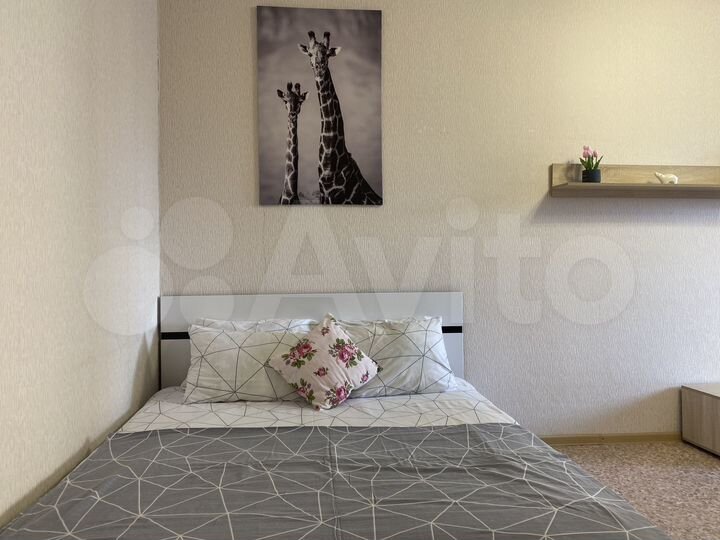 2-к. квартира, 60 м², 10/17 эт.