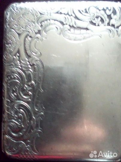 Изящный женский портсигар серебро