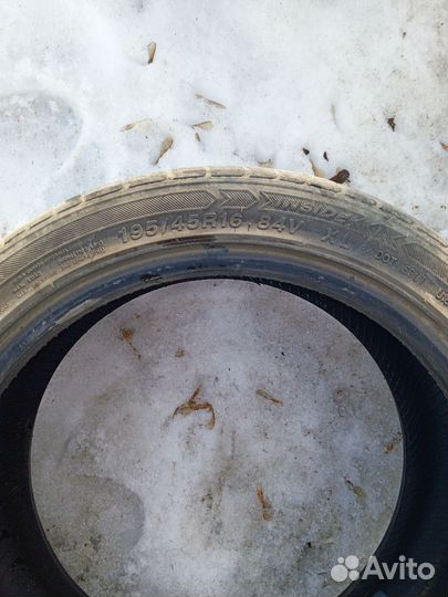 Accelera AT 70-75 40/45 80ZR