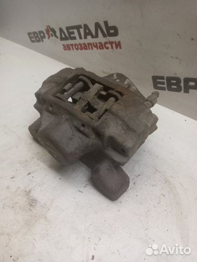 Суппорт тормозной задний правый Opel Vectra B