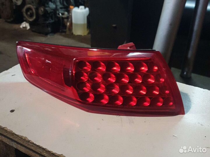 Фонарь задний левый инфинити fx35 s50