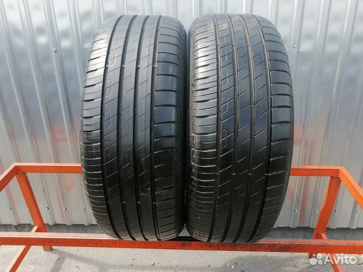 Goodyear EfficientGrip Performance 215/55 R17 98W