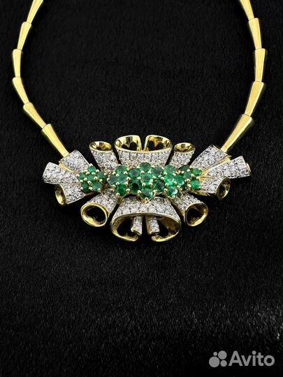 Золотое колье с бриллиантами, изумруд 750 / 31.6 г