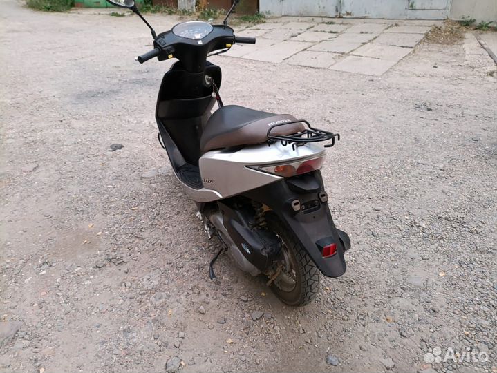 Honda dio af 68