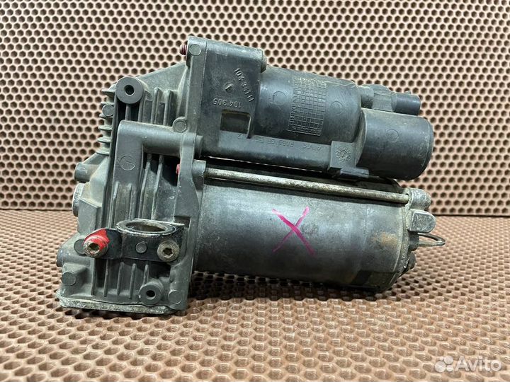 На запчасти Компpеcсор пневмоподвeски Mеrсedеs 164