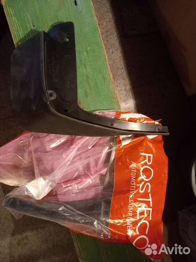 Брызговики задние на Ладу Ларгус