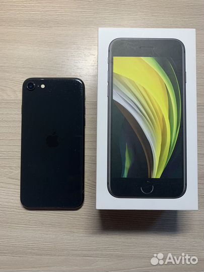 iPhone SE, 128 ГБ