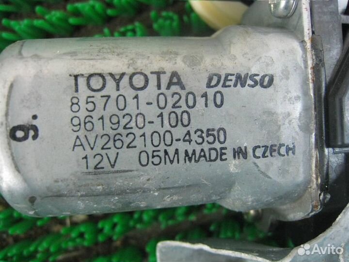 Стеклоподъемник задний левый Toyota Avensis T27 2