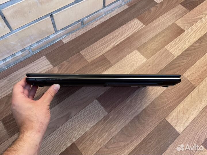 Ноутбук Packard Bell