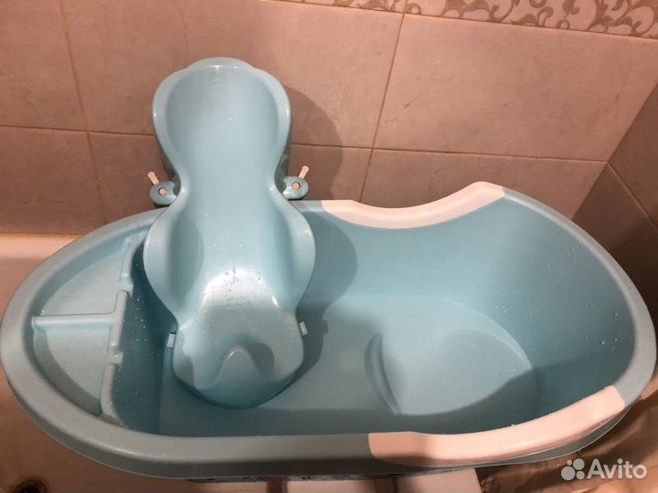 Ванночка для купания с горкой