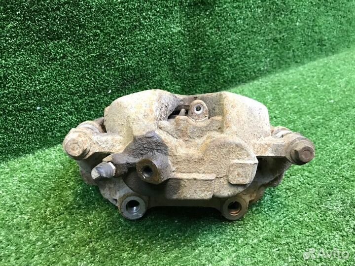 Суппорт передний правый Mercedes Glk 2012