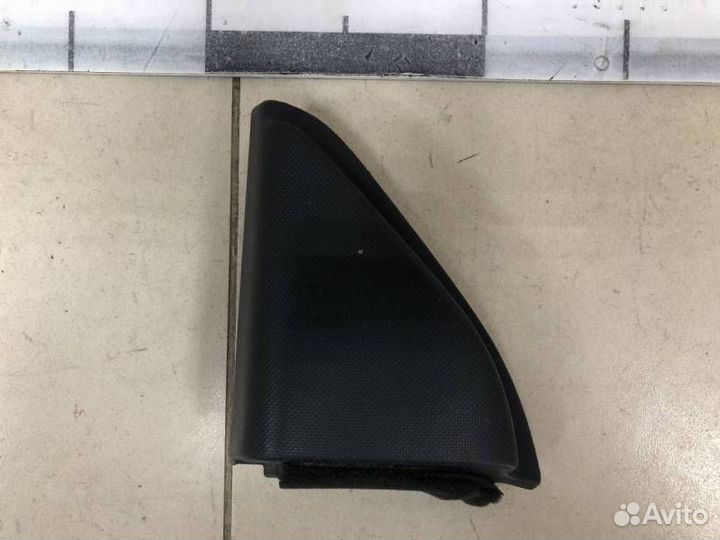 Крышка зеркала внутренняя левая Toyota Corolla E12