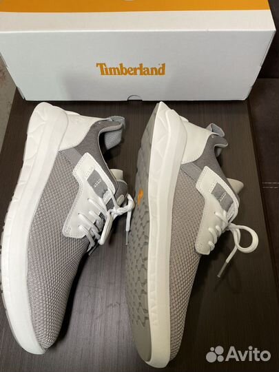 Кроссовки мужские 43 размера новые