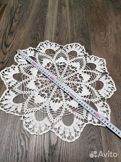 Вязанная салфетка