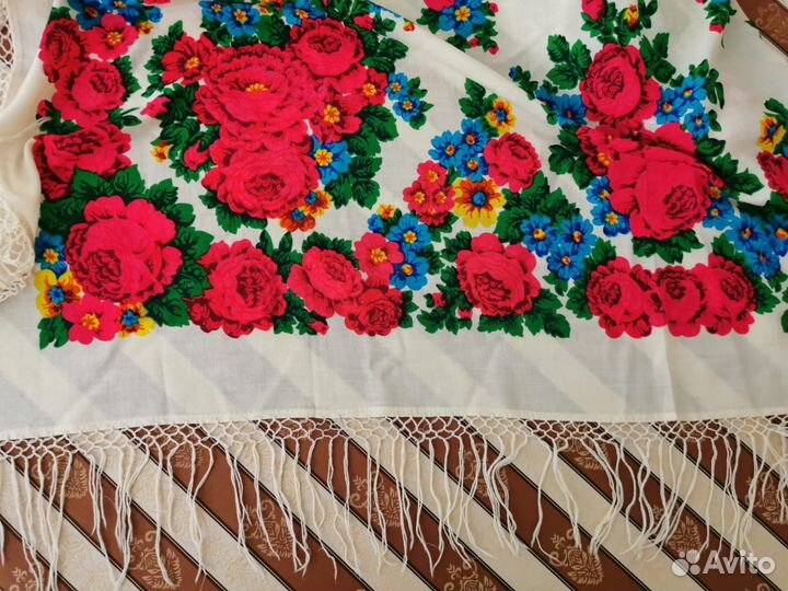 Платок-шаль павловопосадский