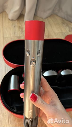 Стайлер dyson